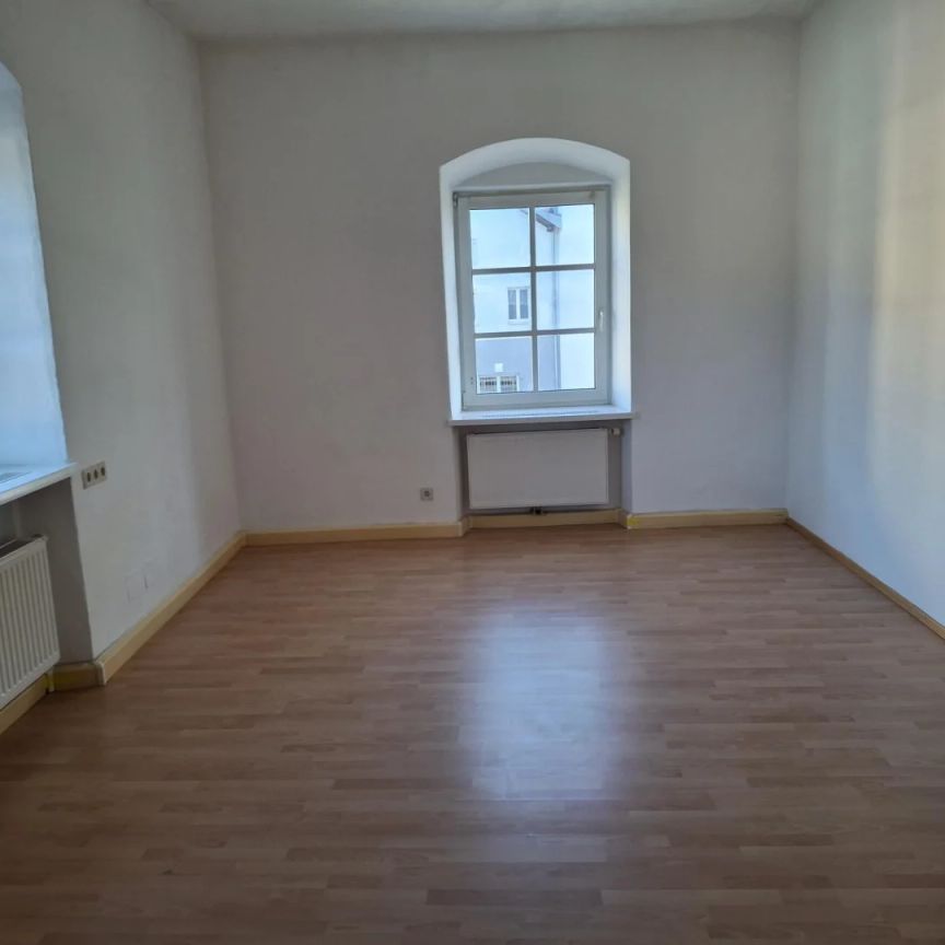 Gut aufgeteilte 3-Zimmer Wohnung mit möblierter Küche in Zentrumslage Ried - Foto 1