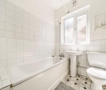 1 bedroom property to rent - Photo 3