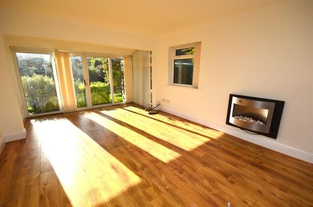 Plymyard Avenue, Bromborough, CH62 - Photo 5