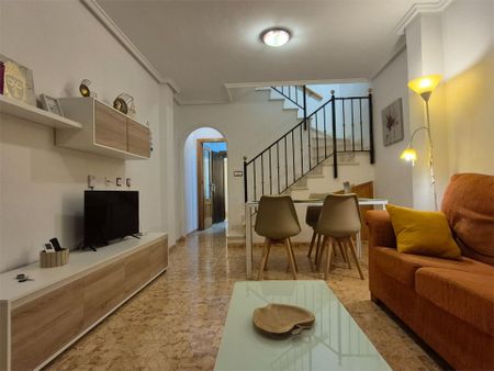 Piso de alquiler en Calle Jamaica, 395, Villamartín - Las Filipinas - Photo 3