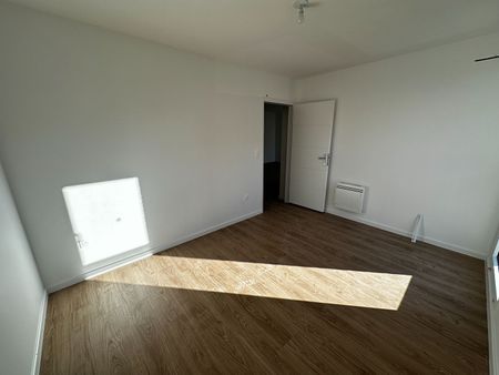 Location Appartement 2 pièces 47m² - Photo 4