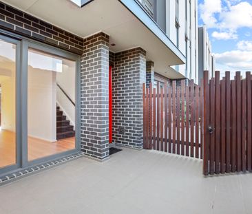 2/227 Mckinnon Road, - Photo 3