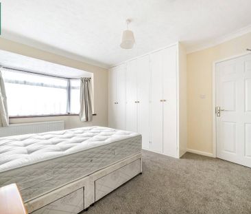 House share to rent - Photo 2