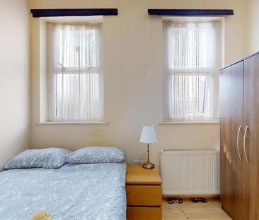 Studio to rent - Photo 6