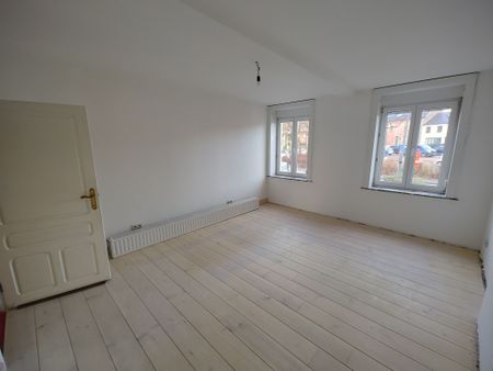 Appartement met één slaapkamer en autostaanplaats. - Photo 2