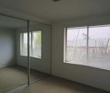 2/38 Kingfisher Street Kingston TAS 7050 Australia - Photo 5