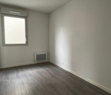 Location Appartement 2 pièces 29m² AUZEVILLE TOLOSANE 31320 - Photo 2