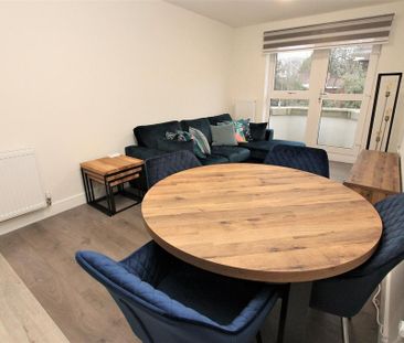 2 bedroom apartment to rent - Photo 3