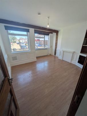 Stainton Road, Enfield EN3, London - Photo 1