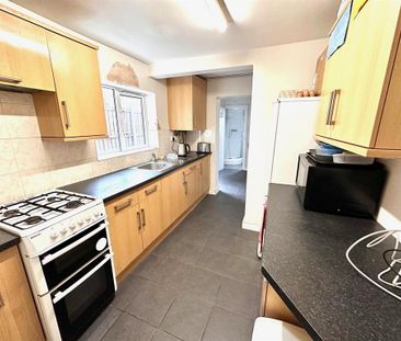 House share to rent - Photo 5