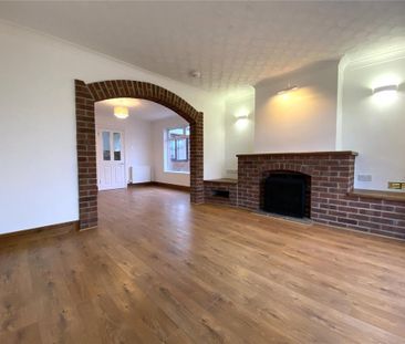 2 bedroom bungalow to rent - Photo 2