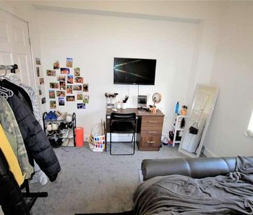 School View, Hyde Park, Leeds, LS6 - Photo 6