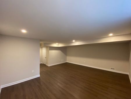 For Lease - 213 Invention Boulevard, Kanata, Ontario - Photo 4