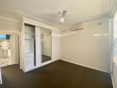 Home For Rent - Photo 4