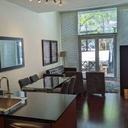 2 Bedroom 2 & 1/2 Bathroom Townhouse DT Vancouver - Photo 1