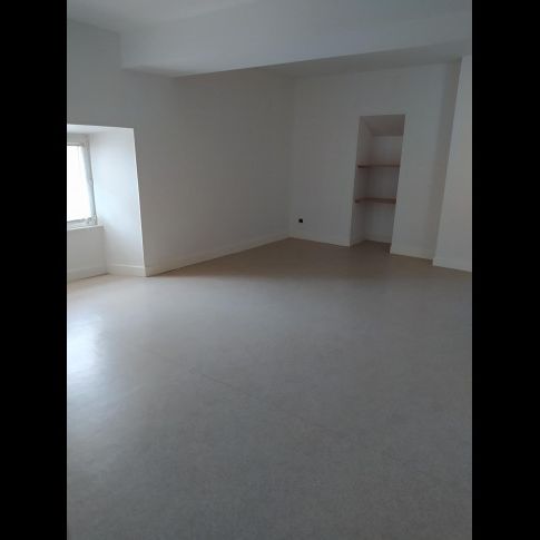 Location Appartement Studio 40 m² Rosnay - Photo 1