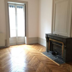 APPARTEMENT T3 A LOUER - Photo 2