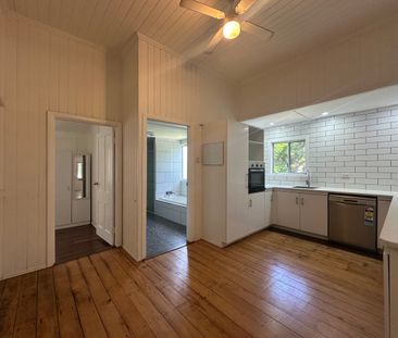 THREE BEDROOM HOME IN BUNDABERG NORTH! - Photo 5