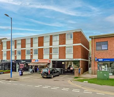 Latimer House, Potters Bar - Photo 5