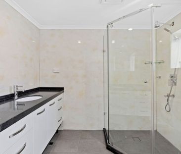 Renovated 2 Bedroom Home - Corner Block - Photo 5