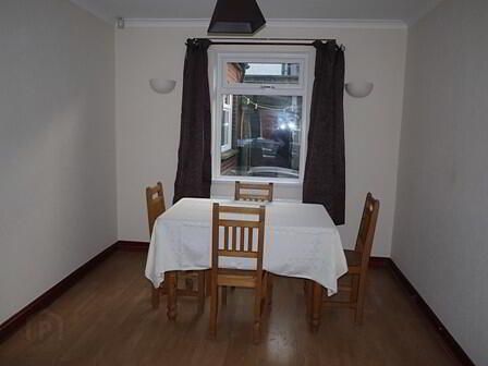 42 Windsor Drive, Belfast, BT9 7FH - Photo 2
