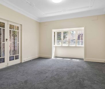 13 Eastern Valley Way, Northbridge NSW 2063 - House For Rent | Domain - Photo 4