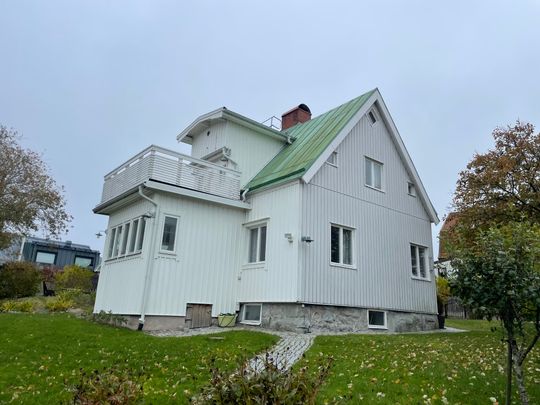 Lönngatan, Västra Frölunda - Foto 1