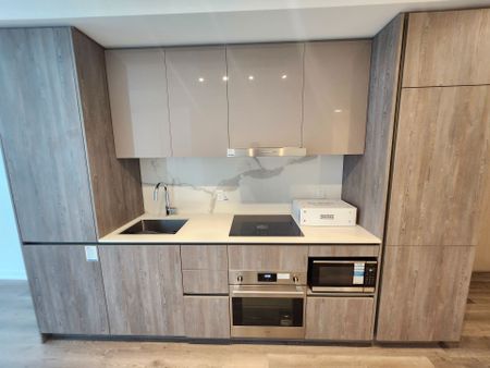 For Lease - 8 Interchange Way Unit# 3301, Vaughan, Ontario - Photo 4