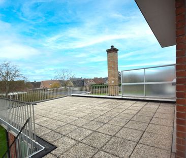 ÉÉNSLAAPKAMER APPARTEMENT MET GROOT TERRAS - Photo 3