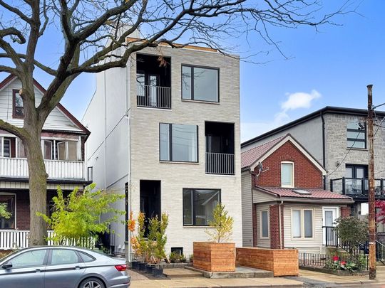 For Lease - 1137 Dovercourt Road Unit# Unit 1, Toronto, Ontario - Photo 1