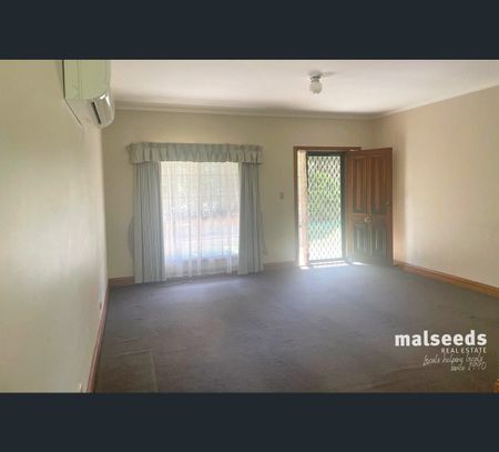 2/11 Bertha Street, Mount Gambier, SA 5290 - Photo 4