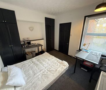 3 bedroom terraced house to rent - Photo 6