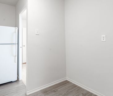 For Lease - 40 Godstone Road Unit# 806, Toronto, Ontario - Photo 3