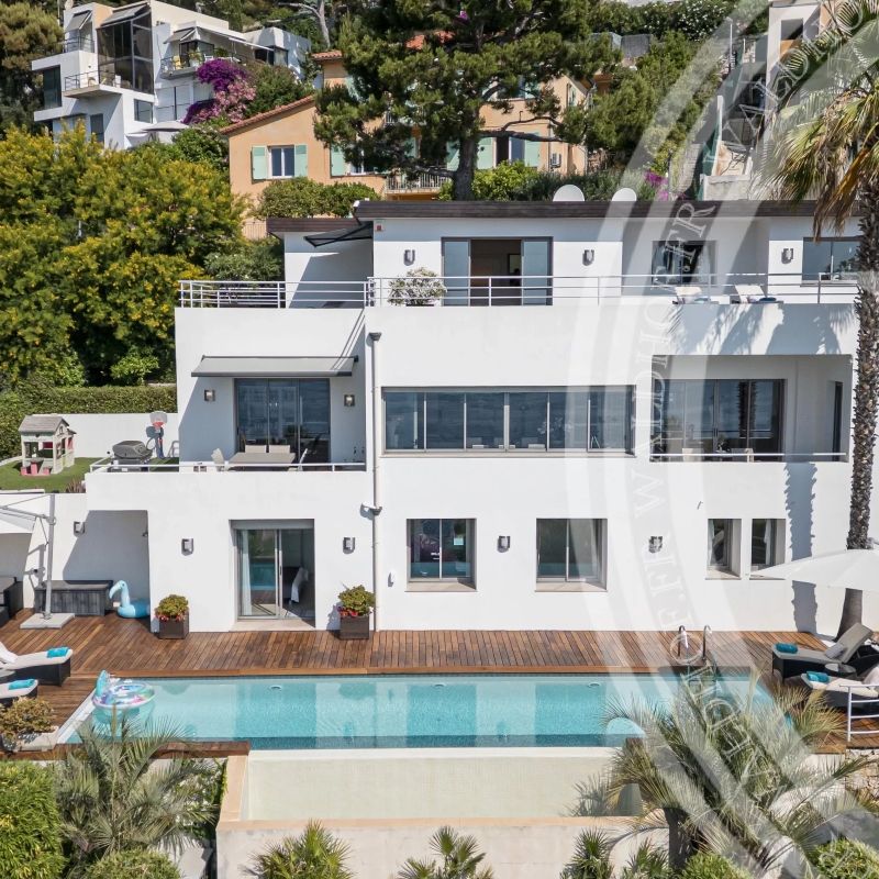 Villa Contemporaine d'Exception avec Vue Panoramique sur la Mer – Èze Bord de Mer - Photo 1