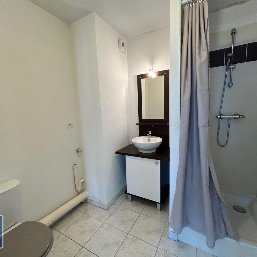 Location Appartement 1 pièce 27m² NIORT 79000 - Photo 1