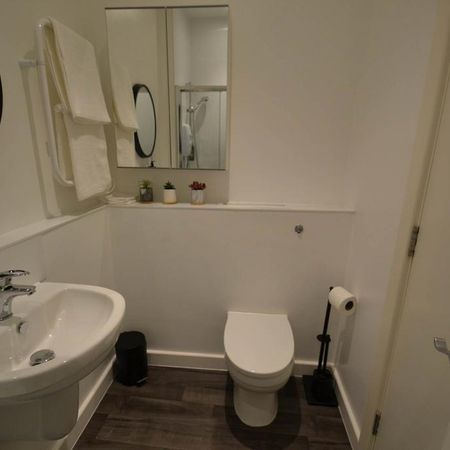 Studio to rent - Photo 4