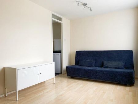 Studio to rent - Photo 2