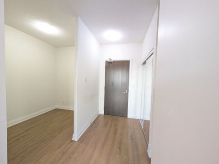 For Lease - 7171 Yonge Street Unit# 616, Markham, Ontario - Photo 3