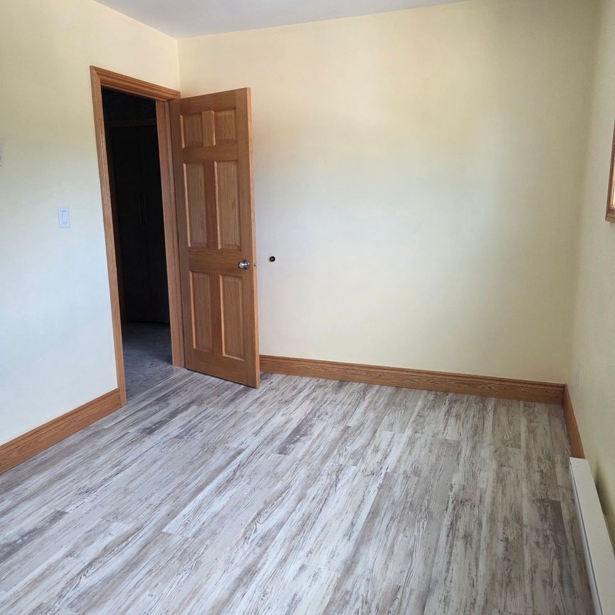 For Lease - 429 Austen Court Unit# 42, Oshawa, Ontario - Photo 1