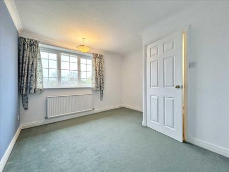 4 bedroom detached house to rent - Photo 4