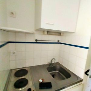 A LOUER A BRUZ: SITE DE KER LANN-APPARTEMENT STUDIO D'ENVIRON 21 m² habitables, résidence étudi... - Photo 3