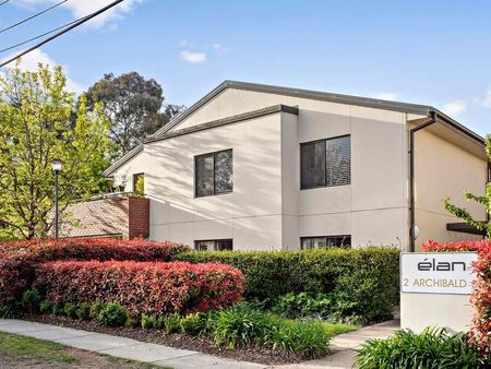 Cosy Ground Floor Lyneham Apartment - Photo 4