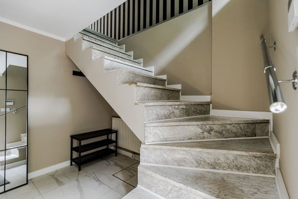 Słoneczne mieszkanie z dużym tarasem 120 m² - Photo 1
