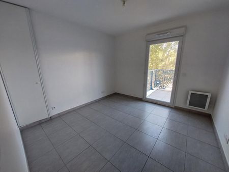 location Appartement F2 DE 51.9m² À MARSEILLE - Photo 5