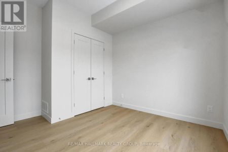 6 - 137 MARQUETTE AVENUE - Photo 4