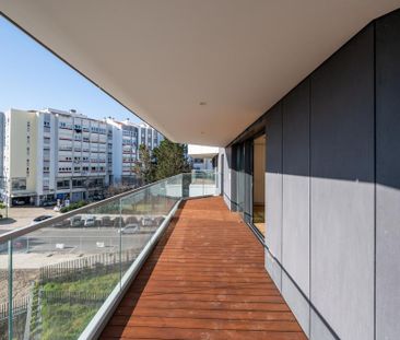 3 Bedroom Apartment with garden, Miraflores, Oeiras - Photo 3