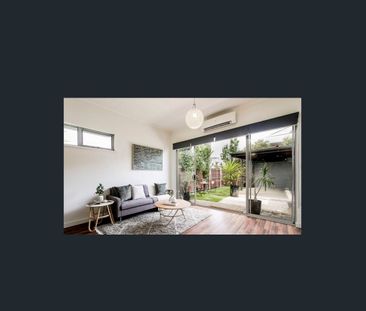 Charming 2-Bedroom Home in Prime Mawson Lakes Location! - Photo 6