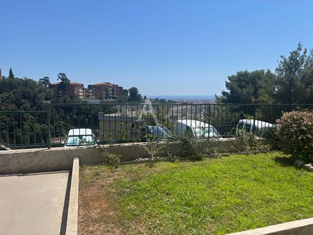 Location Appartement 2 pièces 52m² NICE 06000 - Photo 5