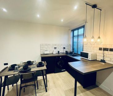 1 bedroom in a house share to rent - Photo 5