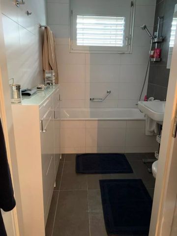 Appartement situé dans une zone résidentielle et proche des commodités - Foto 4